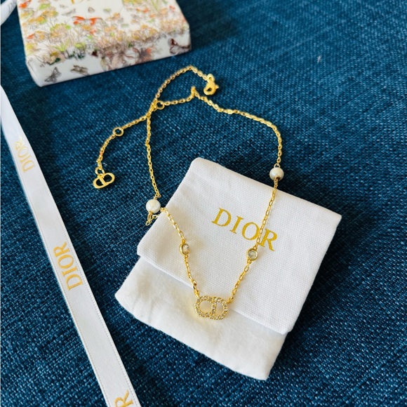 Dior Necklace with pearls - Picture 1 of 4